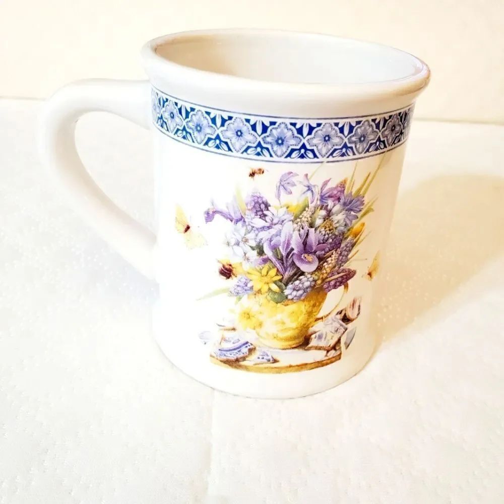 Hallmark Nature's Sketchbook Marjolein Bestin VTG Coffee/Tea Mug